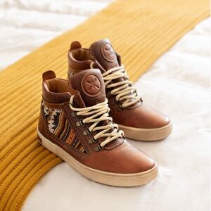 Inkkas Brown Leather Camping Boots